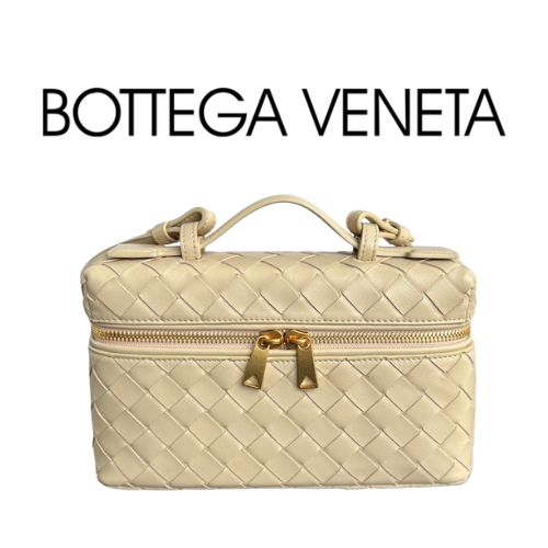 BOTTEGA VENETA 뱅뱅 베니티 케이스