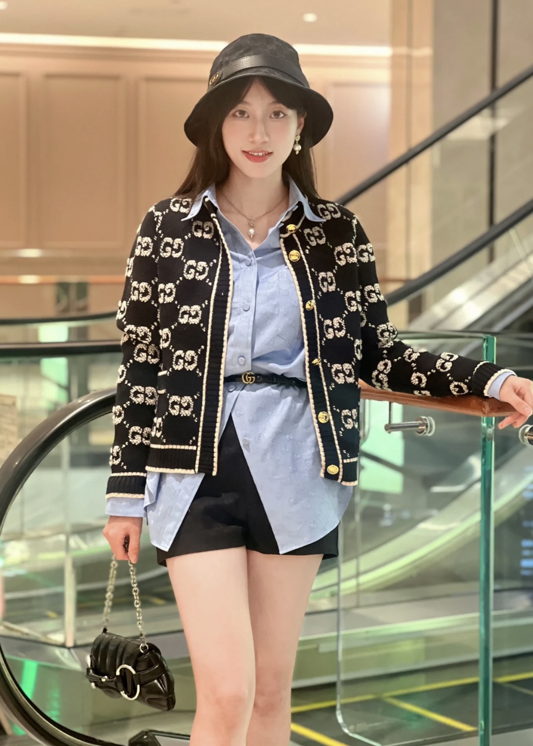 [WOMEN] GUCCI GG 울 노트 벨벳 자카드 가디건
