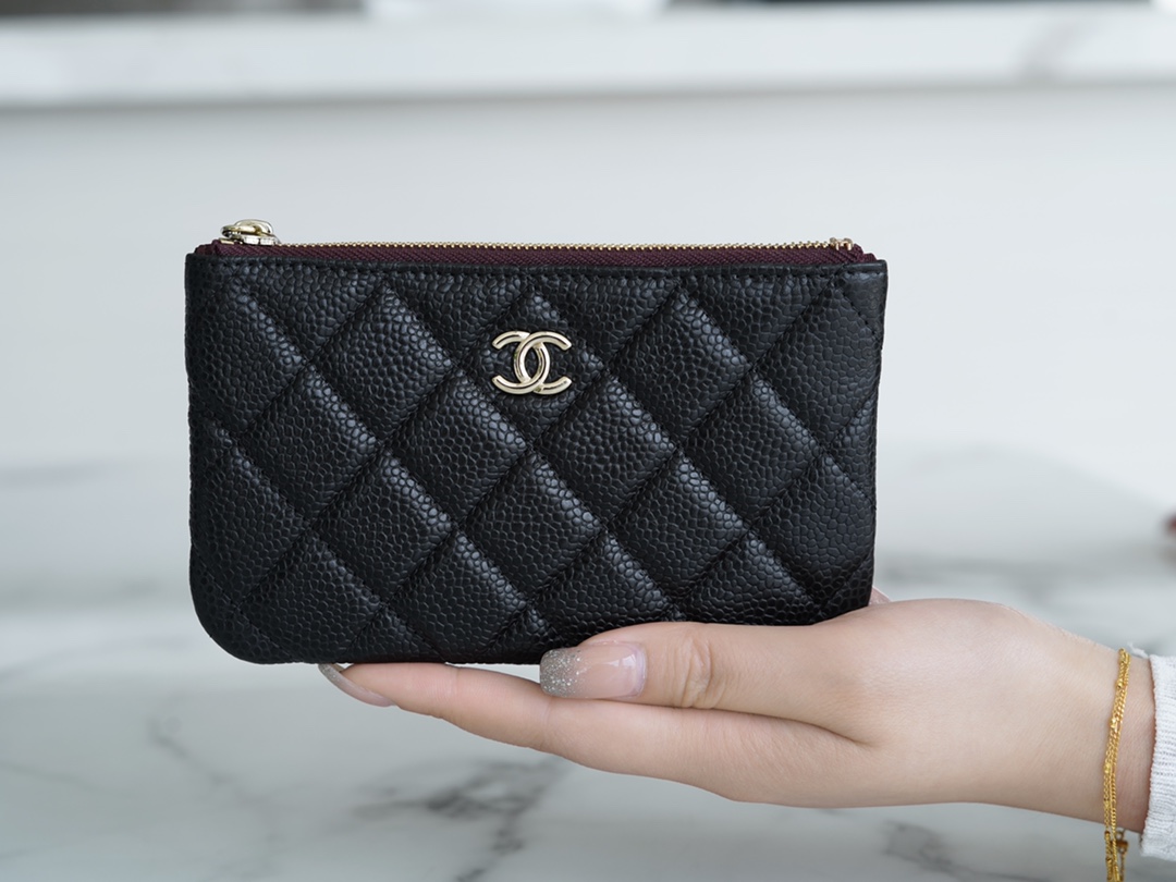 CHANEL 클래식 CC로고 캐비어 미니 파우치 지갑