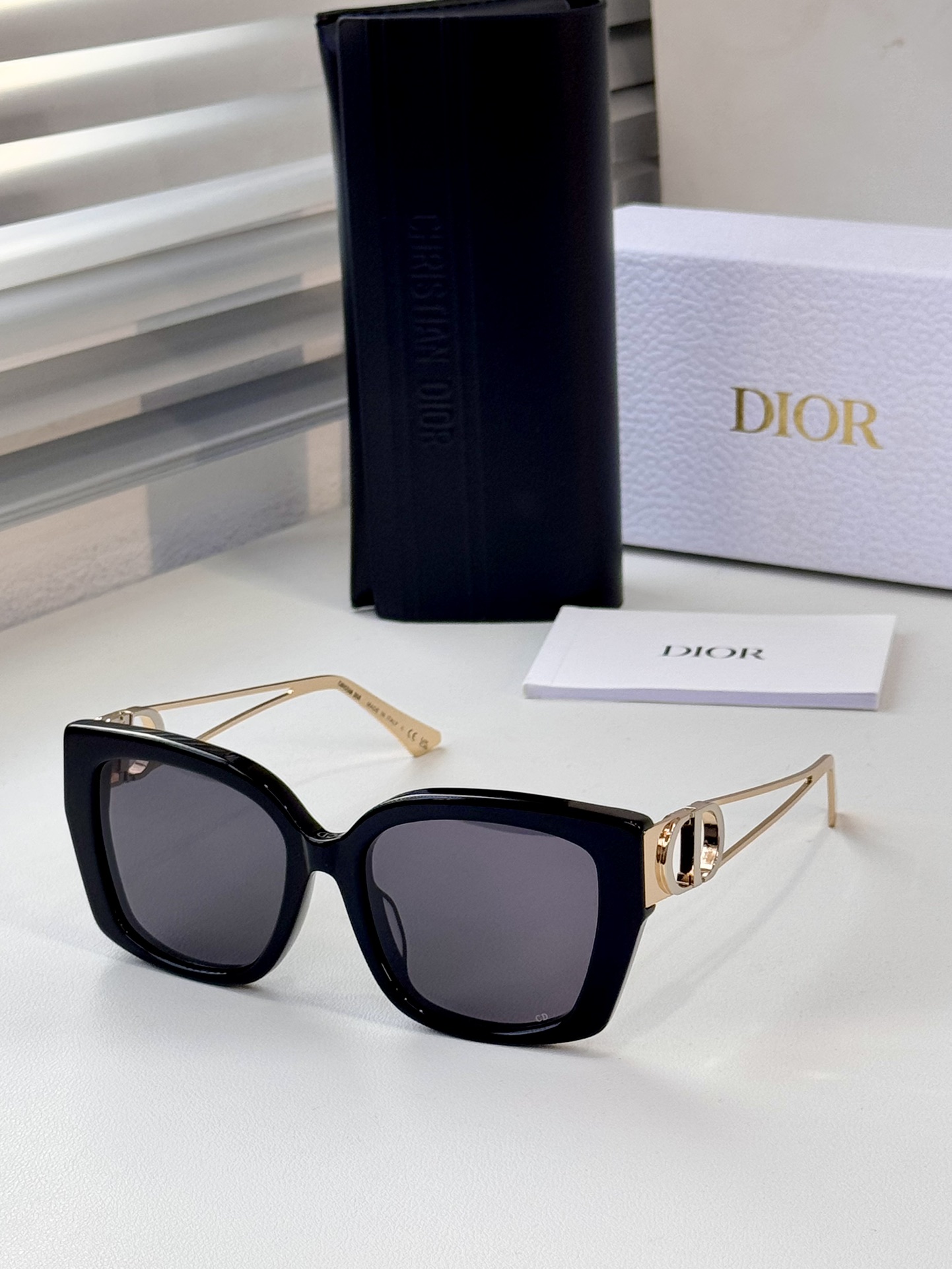 DIOR 30MONTAIGNE S13F