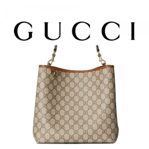 GUCCI GG 엠블럼 미디엄 버킷백