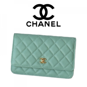 CHANEL 25s WOC 턴 락 체인백