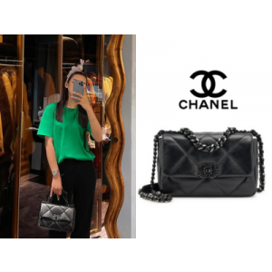 CHANEL 19 클래식 스몰 백